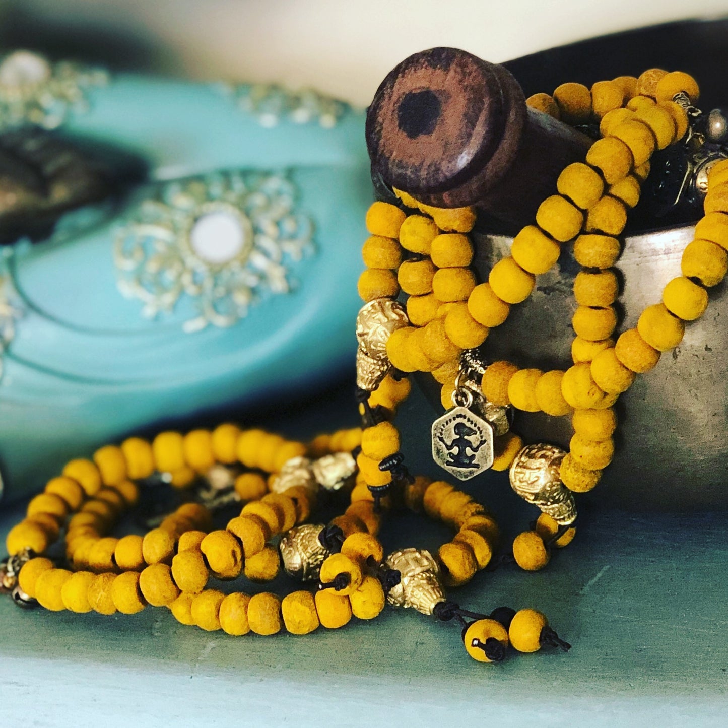 BLACK BIRD JEWELRY JAM