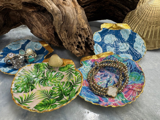 Decoupage Shell Art Workshop and Wine Tasting